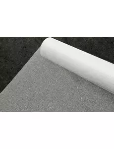 Hvit skinnende organza bordløper 28 cm x 5 m