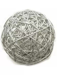 2 silver wicker balls 6 cm