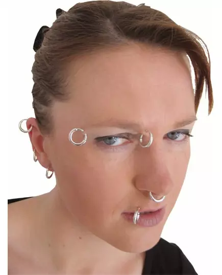 8 piercing kit