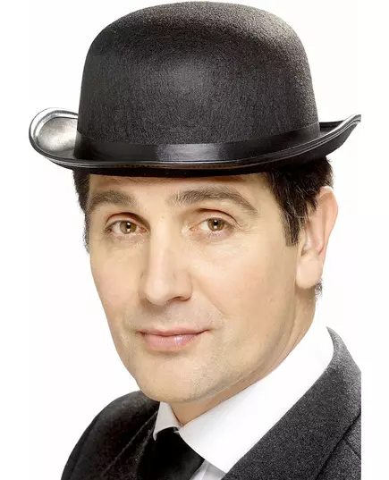 Svart bowlerhatt