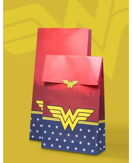 6 Wonder Woman-gaveposer, bilde 2